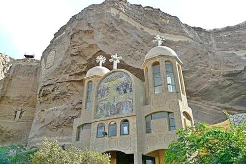 Iglesia de la Cueva (Monasterio de San Simón el Curtidor, El Cairo)