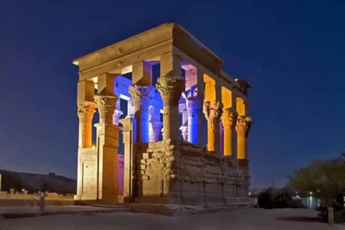 Ton- und Licht show im Philae-Tempel